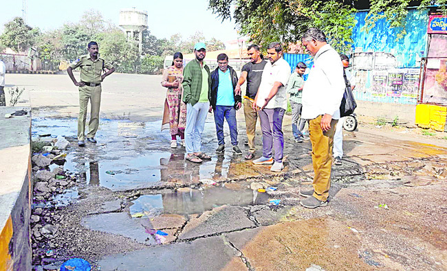 ఆత్మవిశ్వాసంతో  పరీక్షలు రాయండి 
2