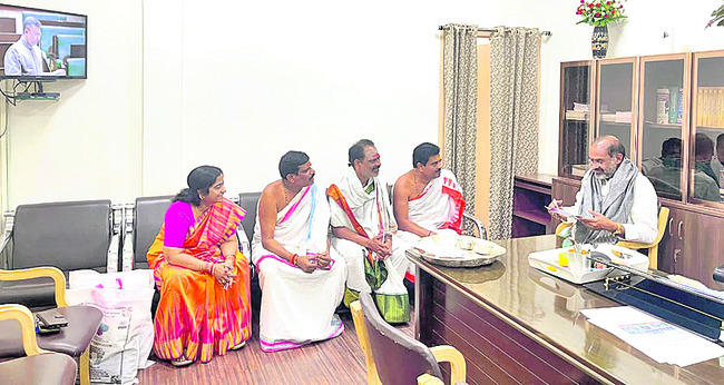 త్యాగరాజ   ఉత్సవాలకు రండి2