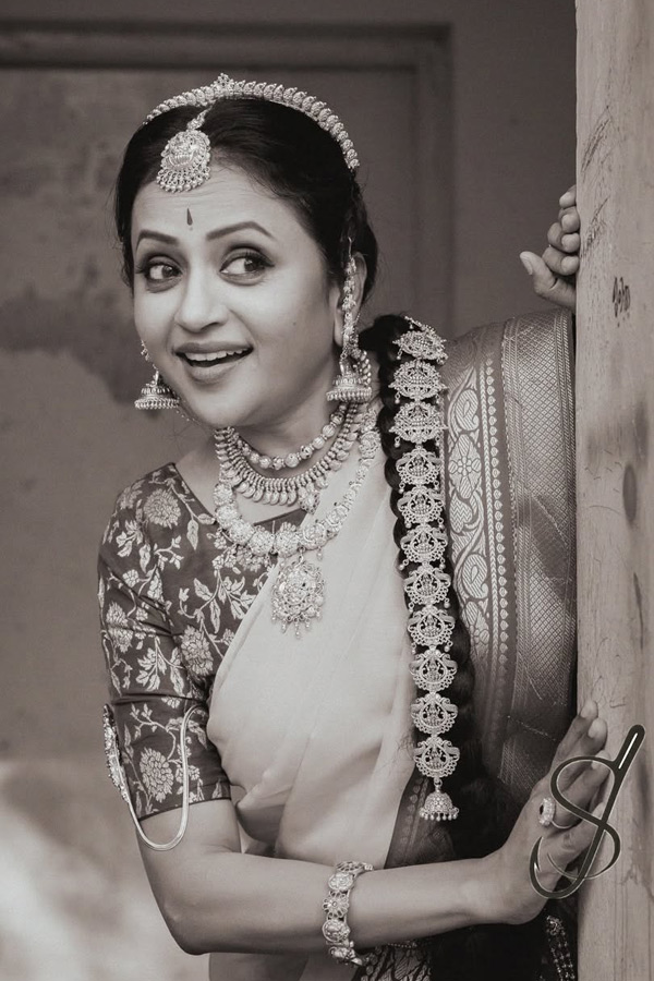 Anchor Suma In Mayabazar Savitri Look Photos3