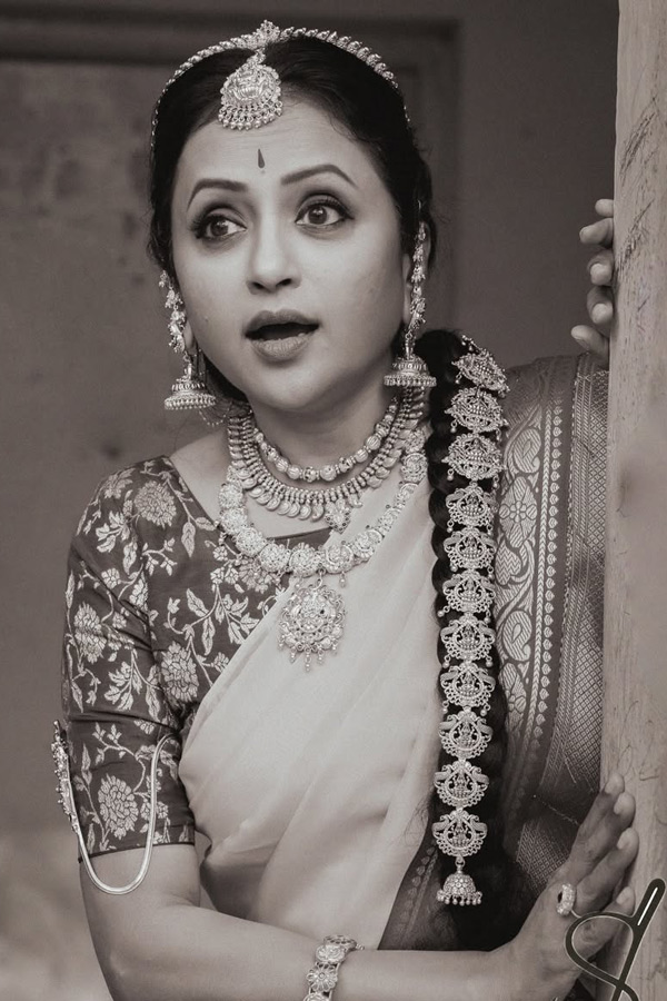 Anchor Suma In Mayabazar Savitri Look Photos4