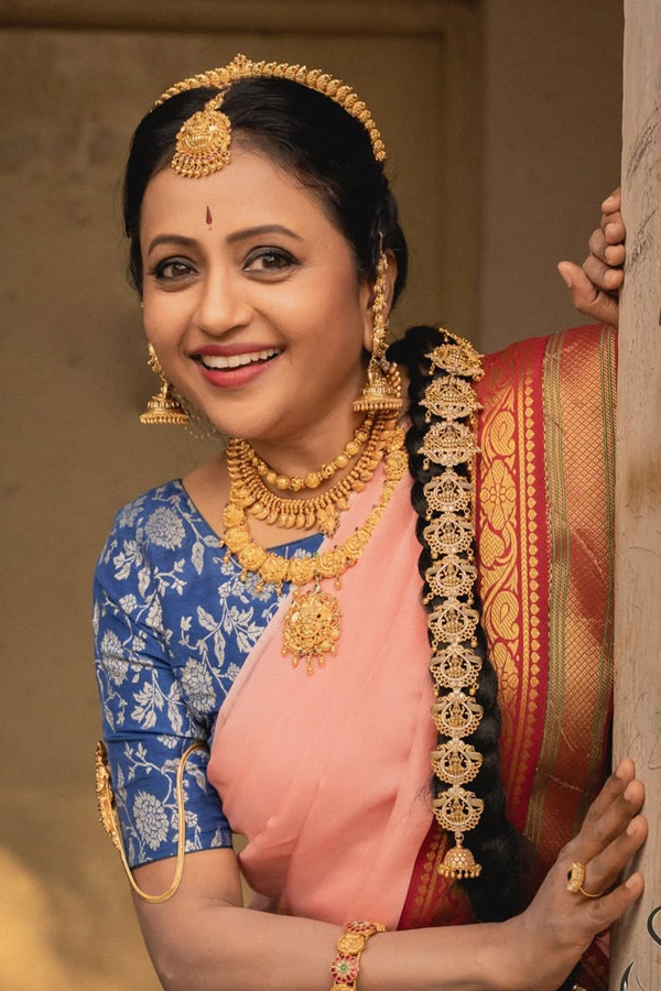 Anchor Suma In Mayabazar Savitri Look Photos7