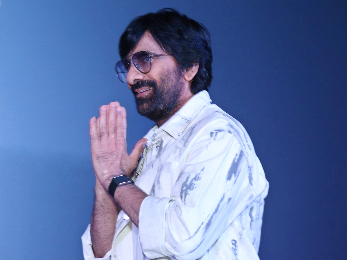 Bhartha Mahasayulaku Wignyapthi Movie Trailer Launch Event Photos4