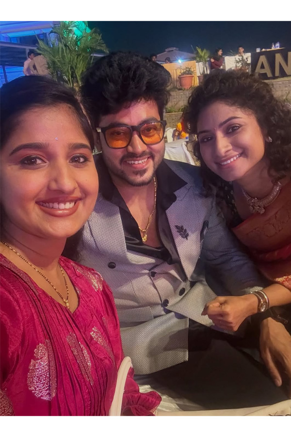 Serial Beauty Vishnupriya cute memories Photos18