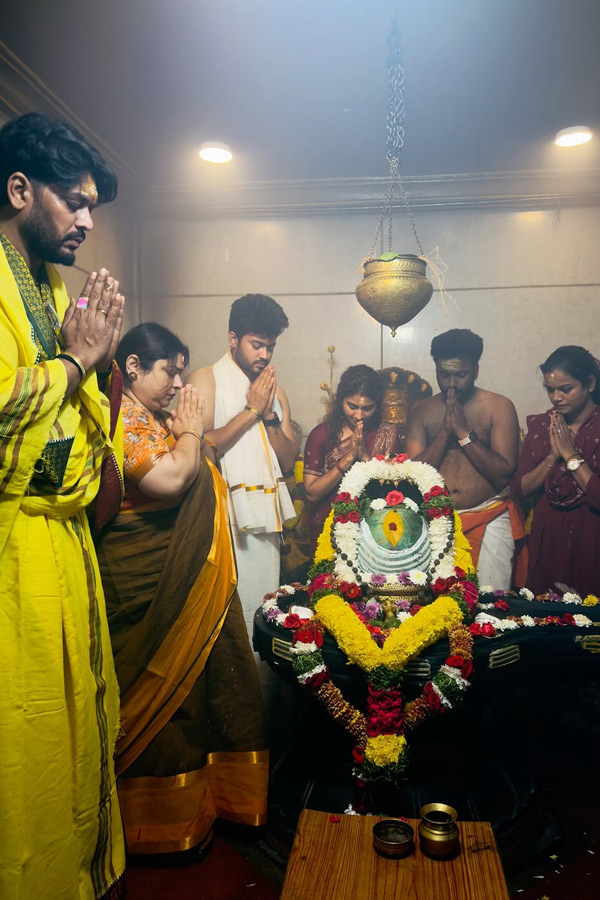 Serial Beauty Vishnupriya cute memories Photos20