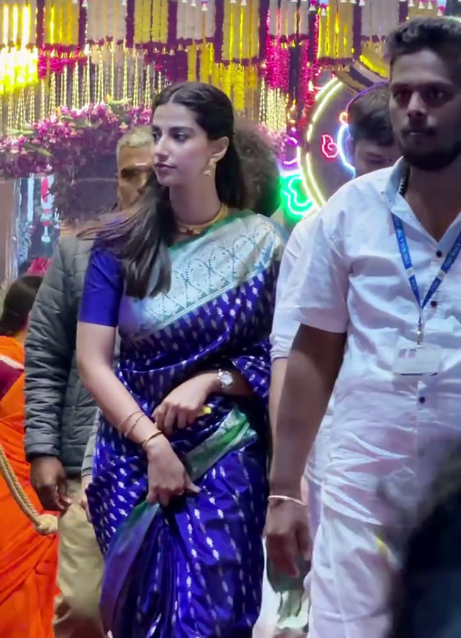 Tollywood Actress Meenakshi Chaudhary And Aishwarya Rajesh At Tirumala5