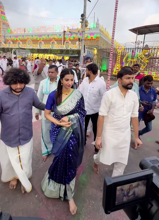 Tollywood Actress Meenakshi Chaudhary And Aishwarya Rajesh At Tirumala7