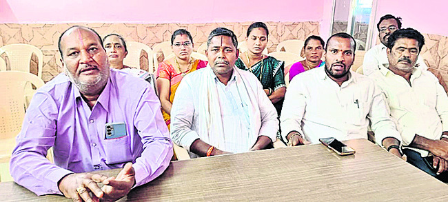 సర్పంచ్‌ల నిరసన 1