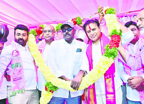 గ్యారంటీలు ఏవీ?1