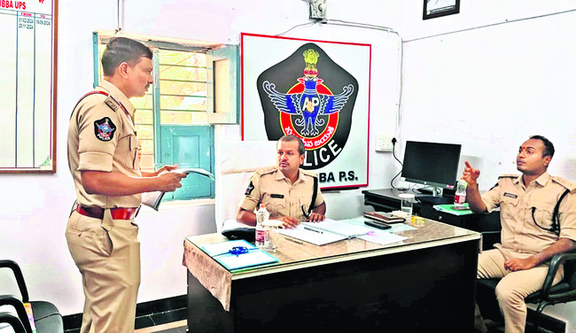 పునరుత్పాదక ప్రాజెక్టులు వేగవంతం చేయాలి 2