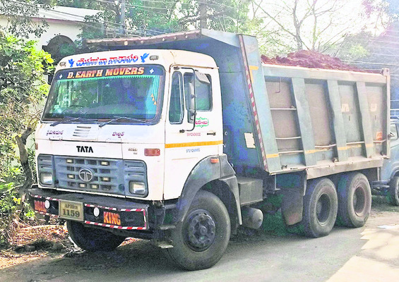 అడిగేదెవరు.. ఆపేదెవరు? 2