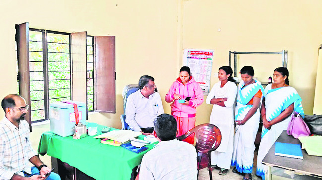 మందుల కొరత లేకుండా చూసుకోవాలి
2