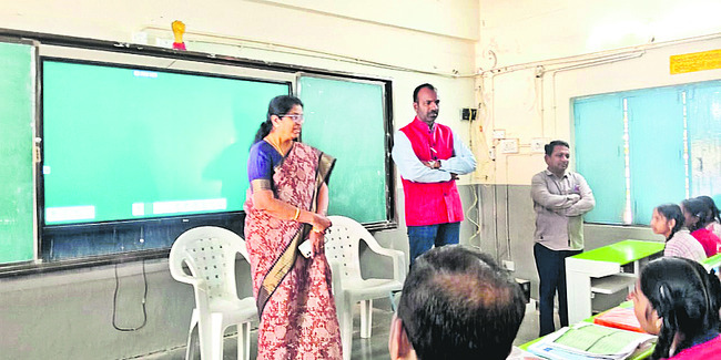 ఎన్నికలకు సమాయత్తం అవుతున్న ప్రధాన పార్టీలు1