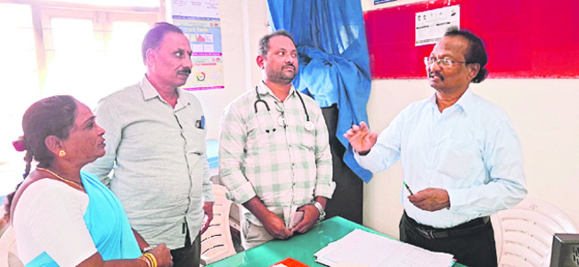 వందశాతం ఉత్తీర్ణత సాధించాలి: డీఈఓ 
1