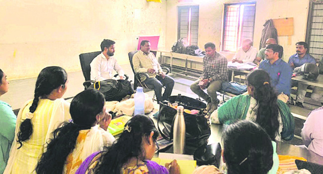 వందశాతం ఫలితాలు సాధించాలి 2