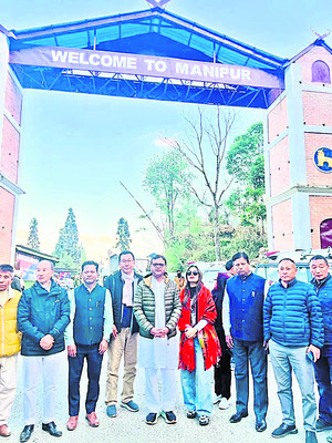 మణిపూర్‌లో కొరాపుట్‌ ఎంపీ పర్యటన 1