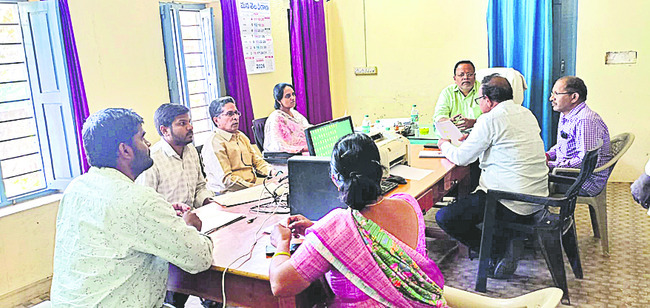 ప్రతీ బోరు సర్వే చేయాలి 2