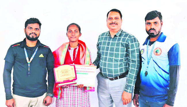 సీజేఐటీలో ఐసీటీ అకాడమీ ప్రోగ్రాం2