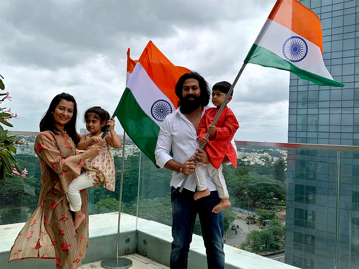 Actor Yash Birthday HD Special Photos9