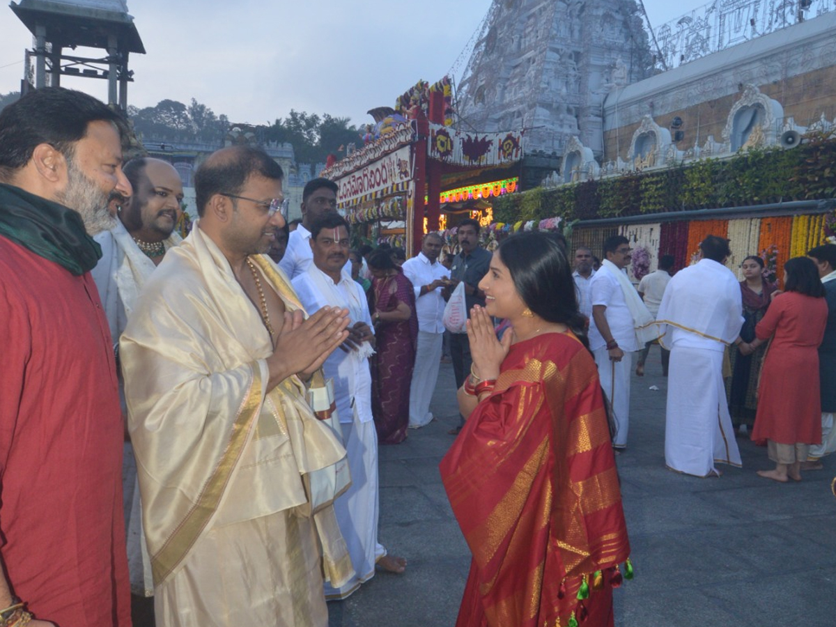 Celebrities Visited Tirumala Srivari Temple Photos9