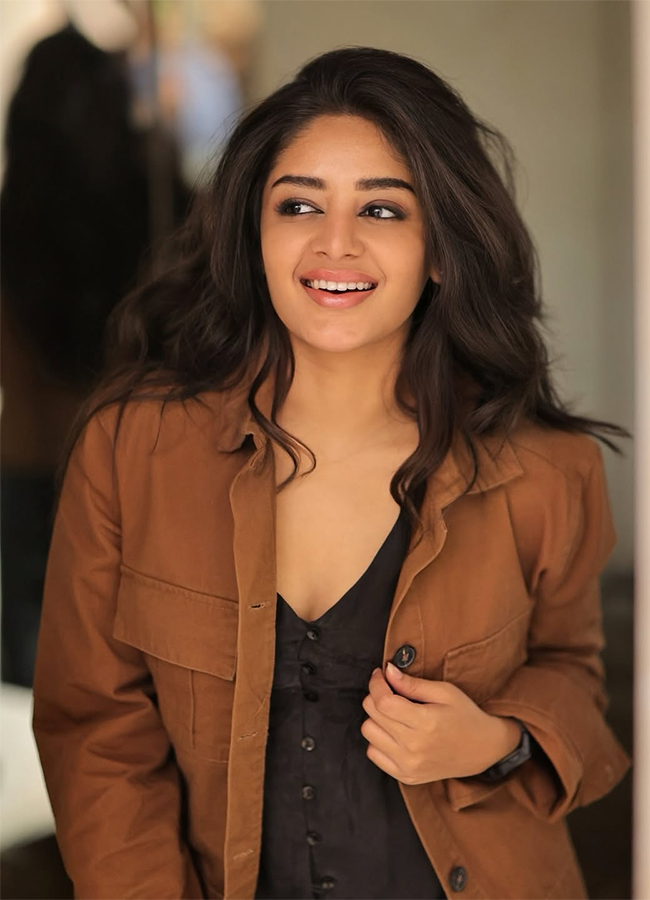 Mark Movie Actress Deepshikha Chandran HD Photos17