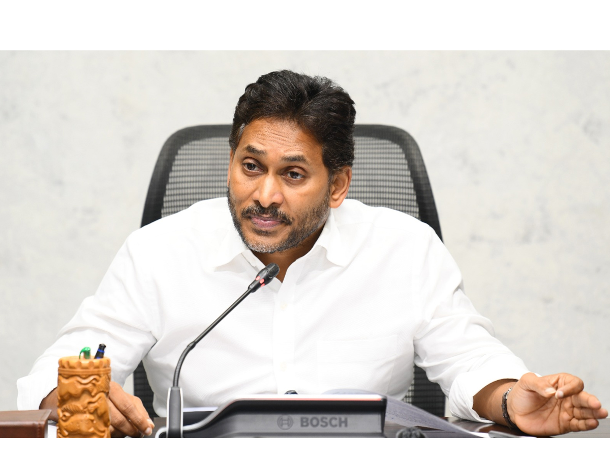 YS Jagan Reveals Shocking Facts on CM Chandrababu Photos8