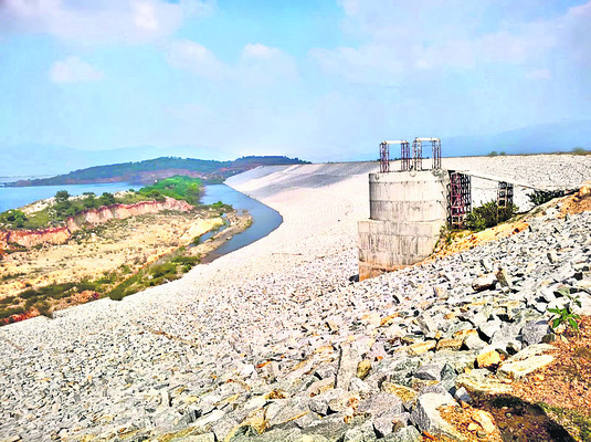 ●హంద్రీ–నీవా నాశనం1