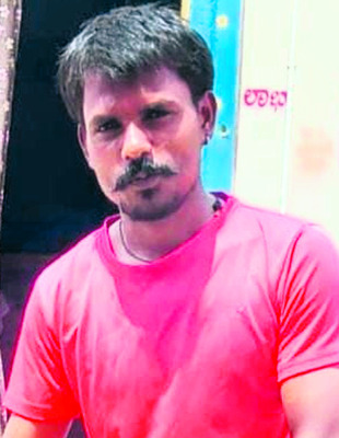 దేవరకు వెళ్లి వస్తుండగా.. 
1