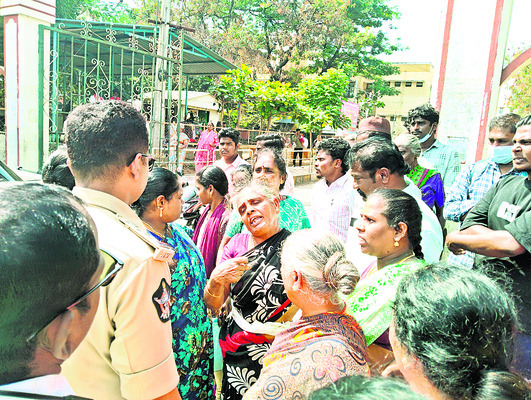 వాడికి మనసెలా వచ్చిందో?1