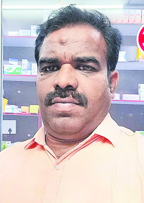 రక్షణ గోడలు నిర్మించాలి 
1