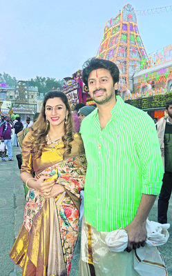 శ్రీవారి సేవ‌లో న‌టుడు శ్రీరామ్‌1