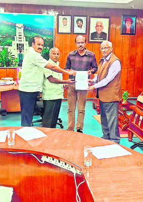 వేడుకగా ధర్మగిరి వేద విజ్ఞాన పీఠం స్నాతకోత్సవం1