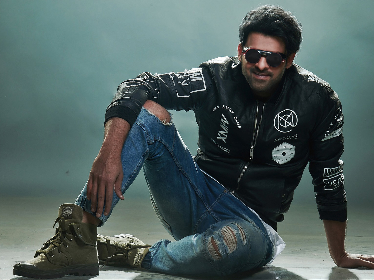 The Raja Saab : Tollywood Actor Prabhas HD Trending Photos14