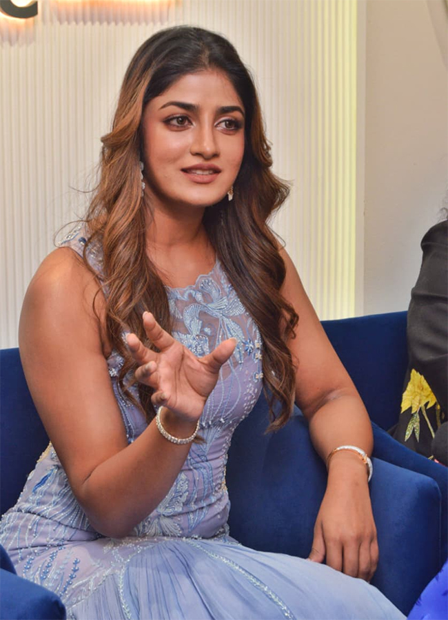 Tollywood Actress Dimple Hayathi At Kukatpally10