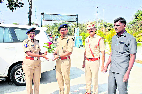 అట్టహాసంగా  సీఎం కప్‌ టార్చ్‌ ర్యాలీ1