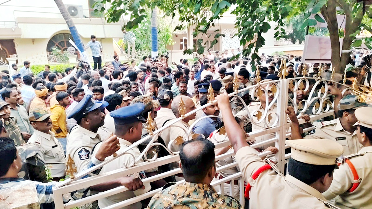 High Tension At Ambati Rambabu House In Guntur  16