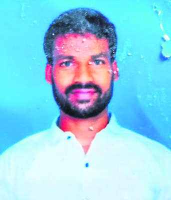 పులి దాడిలో రెండు ఆవులు, లేగ దూడ చనిపోయాయి 
1