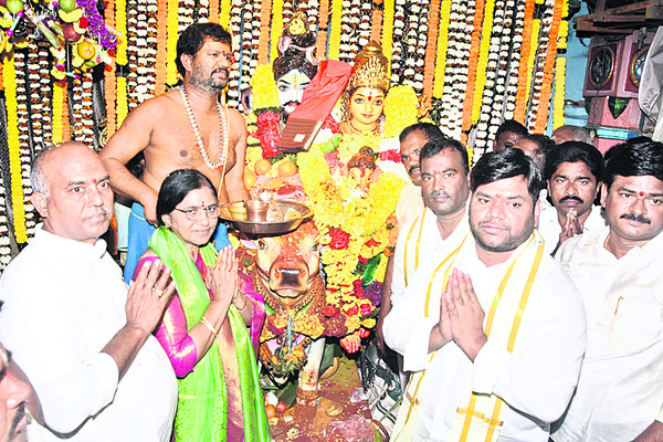 అంబరాన్నంటిన గౌరీపరమేశ్వరుల సంబరం 2