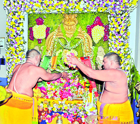 కనుల విందుగా వేంకటేశ్వర స్వామి కళ్యాణం 2