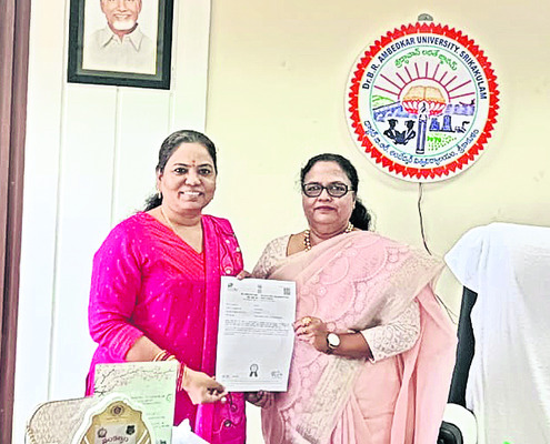 బంగారం చోరీ కేసులో మహిళ అరెస్టు   
1