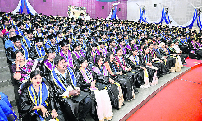 విలువలు లేని జ్ఞానం అసంపూర్ణం1