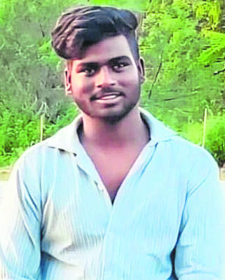 వేడుకకు వెళ్లొస్తుండగా విషాదం 1