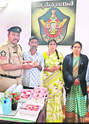 తొలి తిరుపతి.. భక్తజనఝరి
1