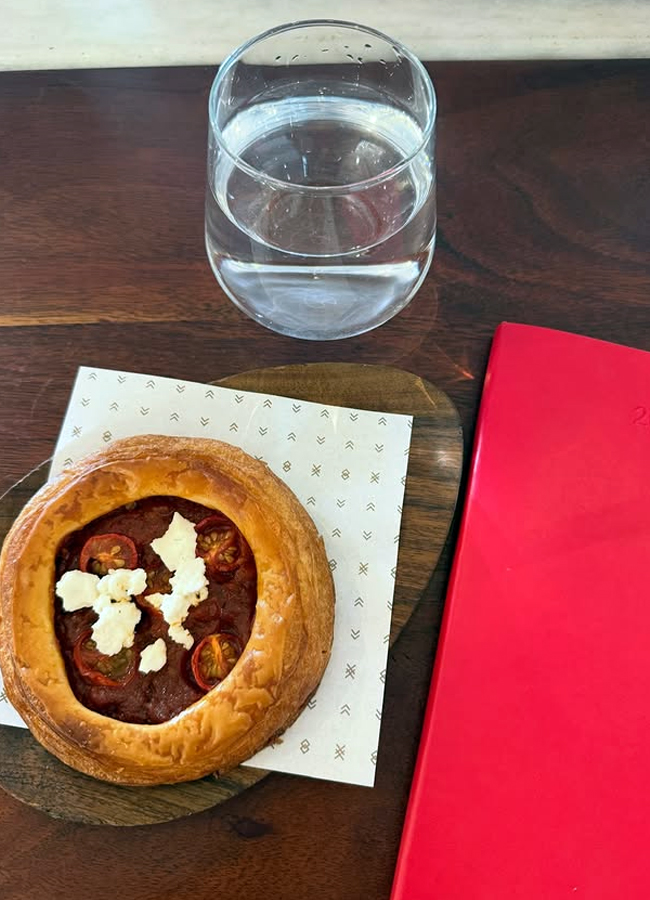 Rukmini Vasant shared the January things post (photos)11