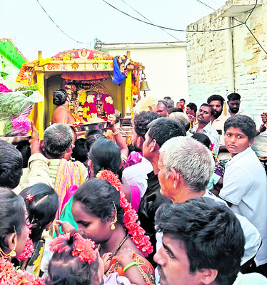 వెట్టి చాకిరీ రహిత జిల్లాగా తీర్చిదిద్దాలి 
1