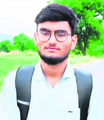 నీటికుంటలో పడి ఇంటర్‌ విద్యార్థి మృతి1