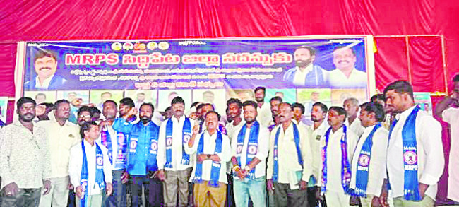 బీజేపీతోనే అభివృద్ధి సాధ్యం 
1