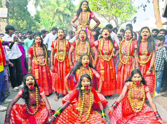 గంగానమ్మకు ఘనంగా వీడ్కోలు 2