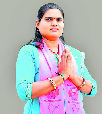 బరిలో బంధువులు2