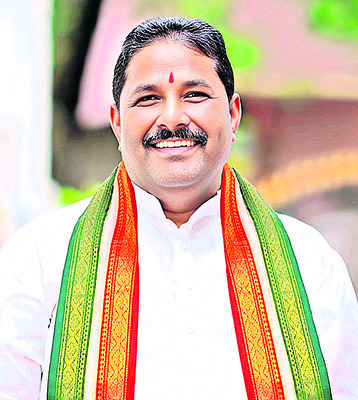 ‘పేట’ పీఠమెవరికో?1