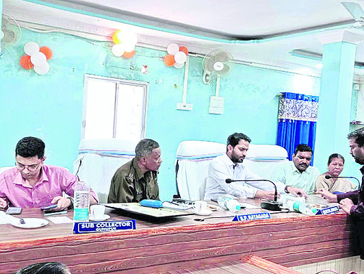 వినతుల వెల్లువ 1